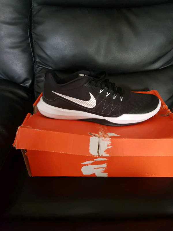 gumtree nike trainers